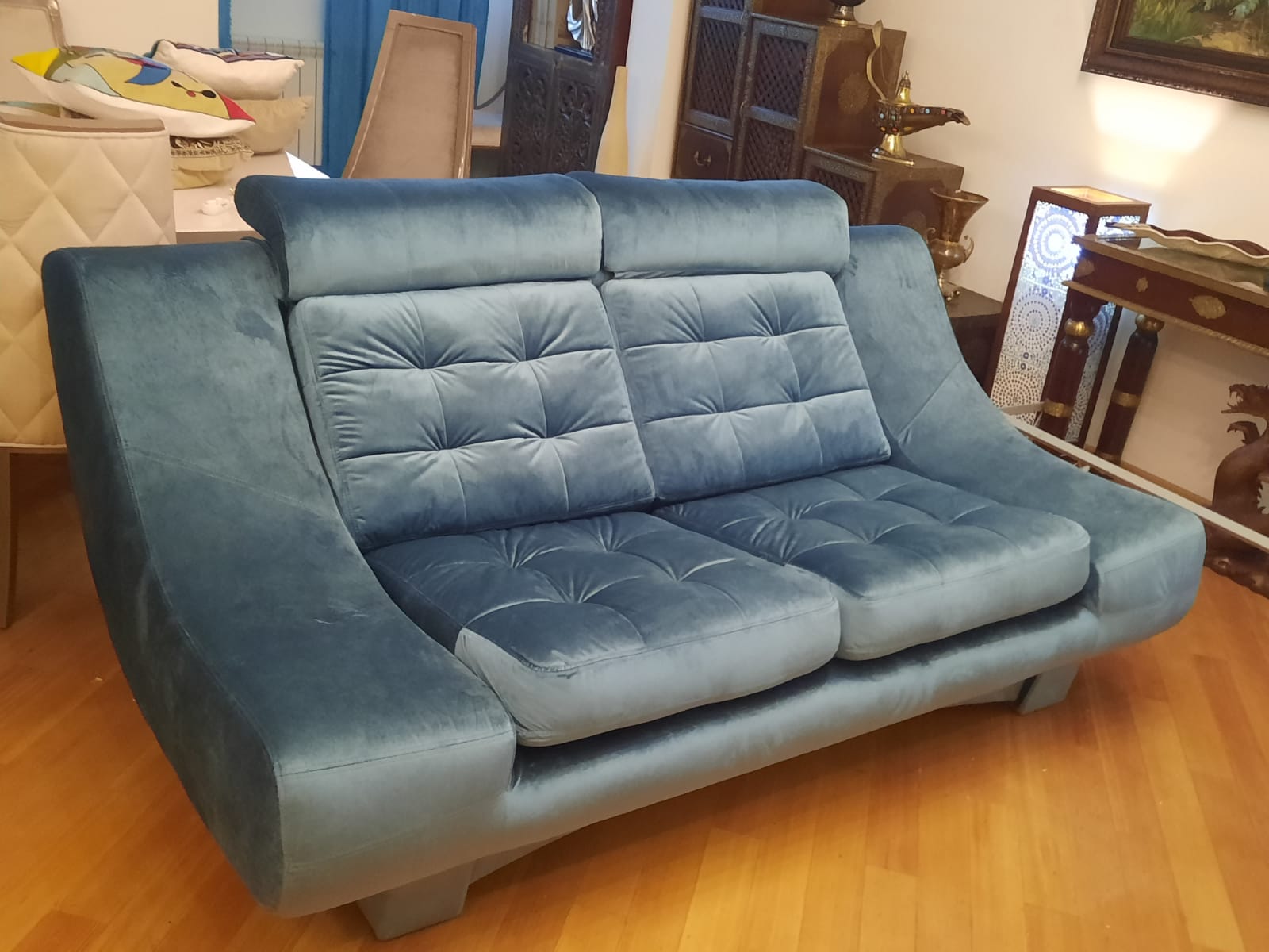 Обивка дивана на дому. Нагорная